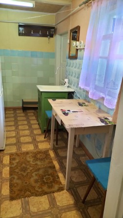 Сдам времянку на Зеленом яру. Для 1 женщины. - фото 1