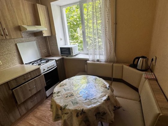 Сдам 2 ком квартиру Черноморск