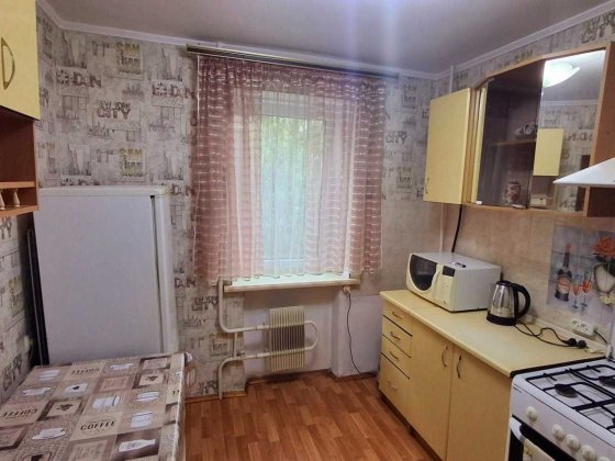 Сдам на год и более 1 комнатную квартиру с нишей чешку Черноморск