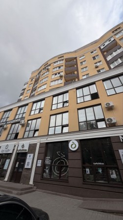 Здам 2-о кімнатну квартиру в центрі міста , новий ремонт - фото 1