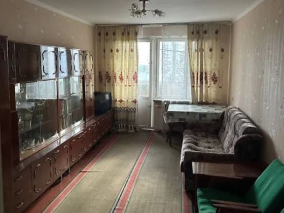 Продаж 3-к квартири просп. Володимира Івасюка 44