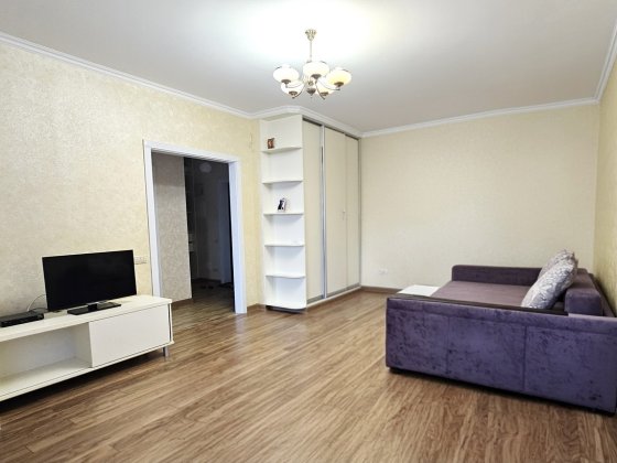Продаж 1-к квартири вул. Юлії Здановської 50/2, ЖК Ліко Град-3 Киев