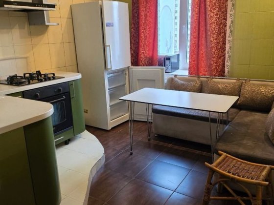 Оренда простороі квартири на Петлюри 23-в Бровари