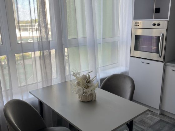 Нова 1-к квартира в ЖК Ліко Град Perfect Town, Максимовича 32 Б, Генератор24/7, метро, 4 поверх Київ