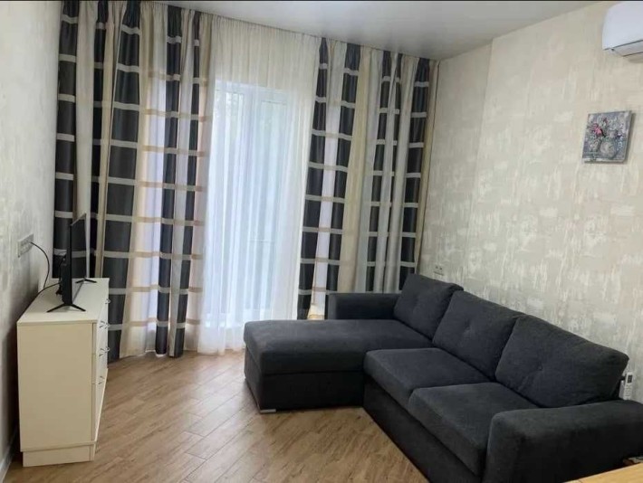 2-кімнатна квартира в оренду (вул. Раїси Окіпної) - фото 1