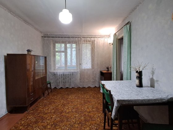 Сдаю квартиру 2 ком. рн. Соцгород хрущёвка, Кр.Рог ,ДО 2 чел. ЖЕНЩ./ ДЕВ. Кривой Рог