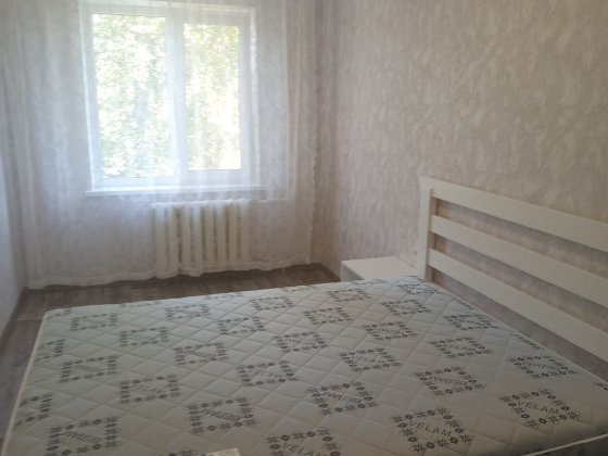 Классная двушка с хорошим ремонтом на Соцгороде, Восход.Заселим сразу. Кривой Рог