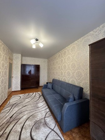 Оренда 2к квартири Південно Захід - фото 1