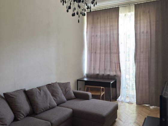 Здається в оренду 2 кімнатна квартира, вул. Ярославська, 26 Киев