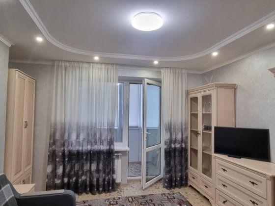 Гарна квартира в Херсоні . Будинок цегла . Херсон