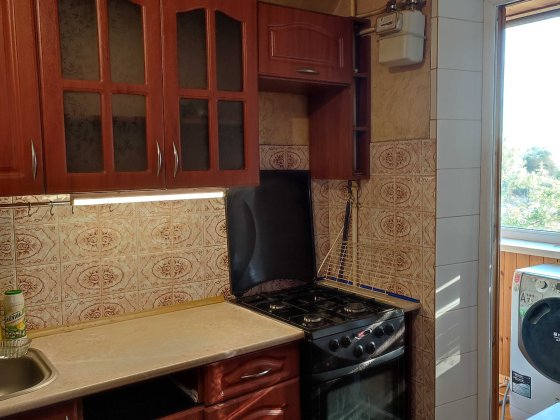 Здам 1 к кв по вул Братиславська, метро Чернігівська Киев