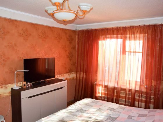 Здам 3х кімн. квартиру Лісовий, метро Лісова, Чернігівська Квартира з ремонтом, чиста та світла Киев