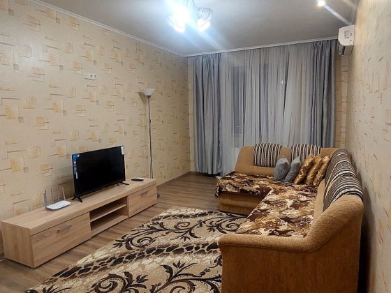 Двокімнатна квартира в оренду, Микільська слобідка, м.Лівобережна, Д.Рачінського Киев