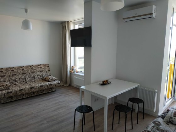 Оренда квартири 32 м² ЖК «Метрополія-Дарниця», генератор, без комісії Киев