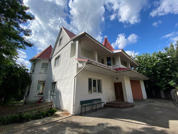 Продаж будинок 308м2 у Гатному біля метро Теремки, 10 хвилин пішки - фото 1