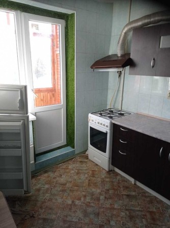Здається 1-кімнатна квартира на вул. Милославська 5 - фото 1