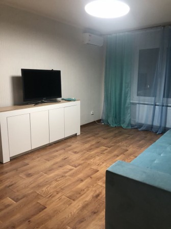 Сдам  власну 2 кімнатну квартиру Київ  Оболонський  район, провулок Балтійський 5 Новігатор  ! Власн - фото 1