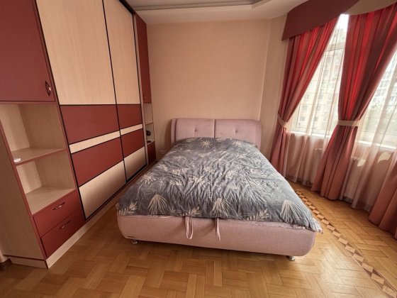 Оренда, 3-кімнатна каартира Оболонь вул. ЙОРДАНСЬКА 9К Киев