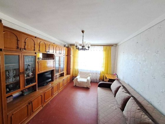 2 к. Червоної Калини, 93 Б, Троєщина. Киев