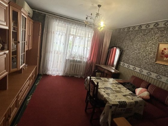 Здається трьокімнатна квартира Попова Кропивницкий
