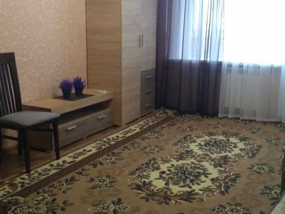 Сдам 1- квартиру-- ж\м Фрунзенский  --левый берег
