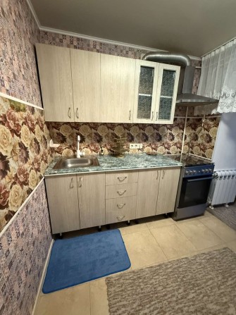 Срочно сдам  хорошую однокомнатную квартиру.  Металлургов! Корабельний - фото 1