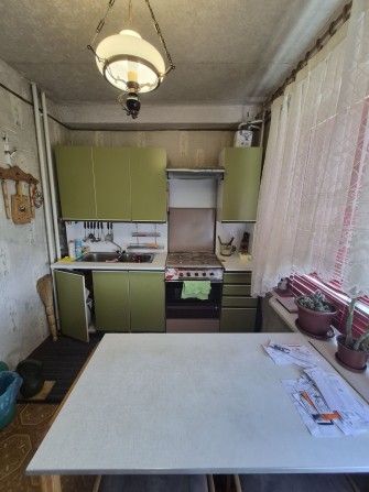 Сдам 2 комнатную квартиру ул.Героев 93 бригады  6 этаж - фото 1