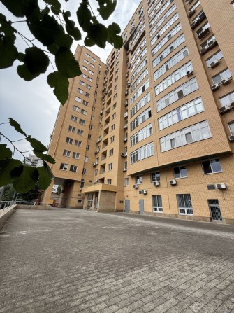 Сдам 2 ком.квартиру Нагорка/ЖК Феодосийский/ул. Гусенко 17 - фото 1