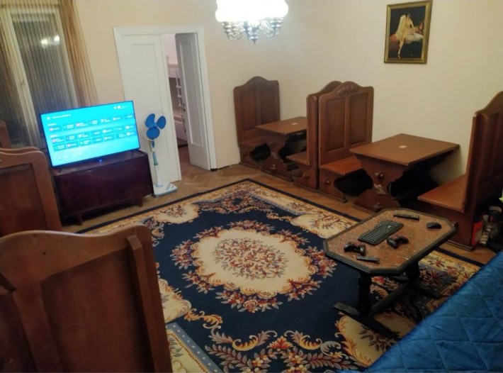 Власник. Здам квартиру дівчатам студенткам вул.Коцюбинського - фото 1