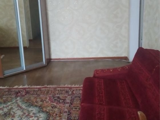 Здається 1 к кв вул Короленка