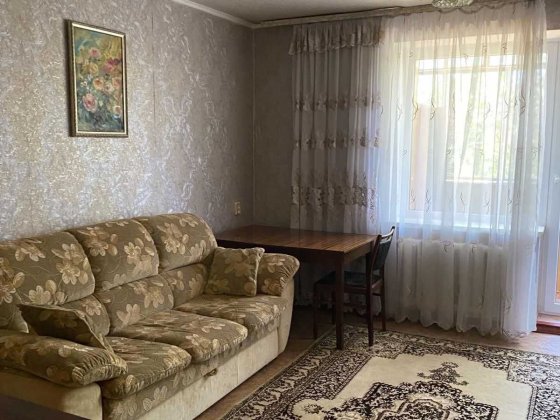 Сдам 3х комнатную квартиру на ж/м  Тополе 3