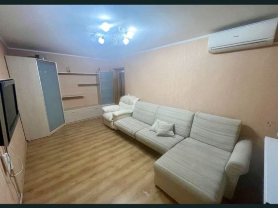 Сдам 2 ком квартиру Алексеевка Харьков