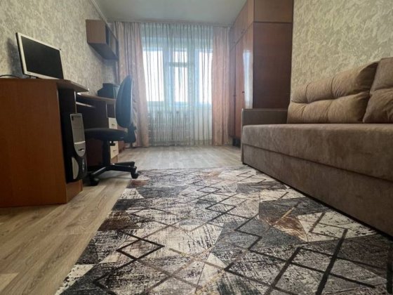 Сдам 1 к кв ул Ковтуна 19, 40 кв м, 6 этаж доплата только за электричество Харьков