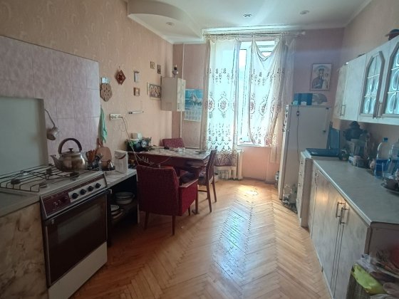 Сдам 2 км квартиру Запорожье