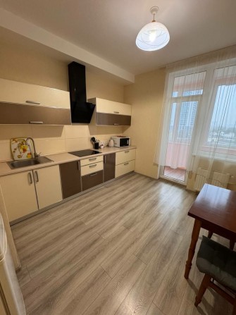 Сдам 1 комнатную квартиру в ЖК Альтаир, на длительный срок - фото 1