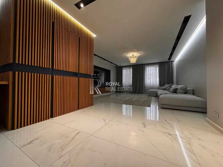 Оренда Квартира Софіївська Борщагівка 3 кімнати 130 м² Дизайнерський ремонт Нові меблі Панорамні вік - фото 1