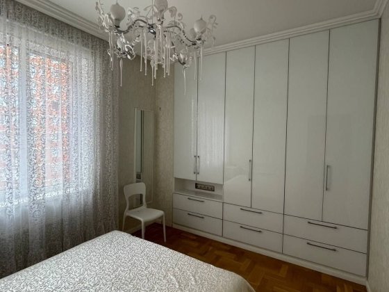 Сдам 4 комнатную квартиру ЖК Капитан/Базарная Одесса