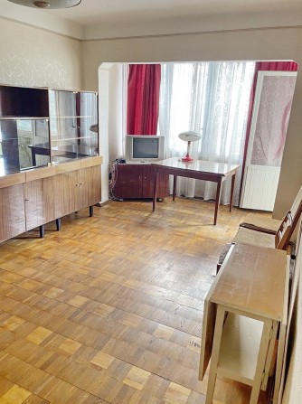 Продаж 2к квартири 51,5 кв.м ,вул.Декарта Рене ( Кулібіна) 6, Святошино. - фото 1