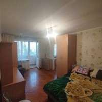 Продається 2-кімнатна квартира з меблями та побутовою технікою на вулиці Вавілових, 20/13. Киев