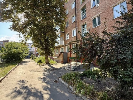 Продам 3-кімн квартиру Студентська Олександрія