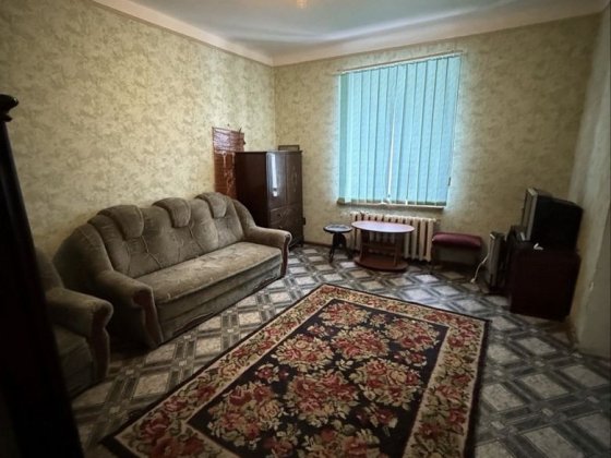 Продам 2-комн. Квартиру в центре города Белгород-Днестровский