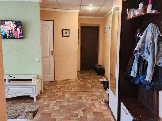 Продам трехкімнатну квартиру студію в центрі міста Олександрія