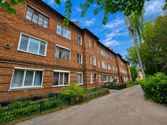 3-к. квартира вул.Білопільська, 70м2, а/о Бердичів