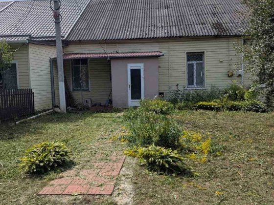Продам 3х кімнатну квартиру в одноповерховому будинку - вул Остерська, м.Бобровиця, Чернігівська обл Бобровица