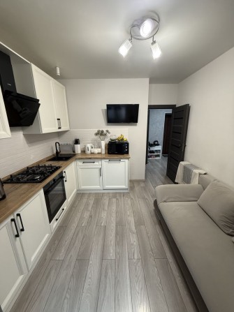 Продам квартиру  буд 20 - фото 1