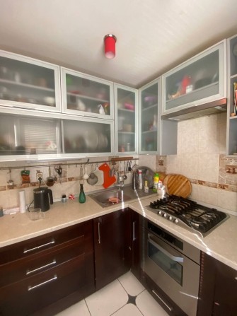 Продам 3к квартиру на 5 мікрорайоні Лівий берег  місто Кам'янське - фото 1
