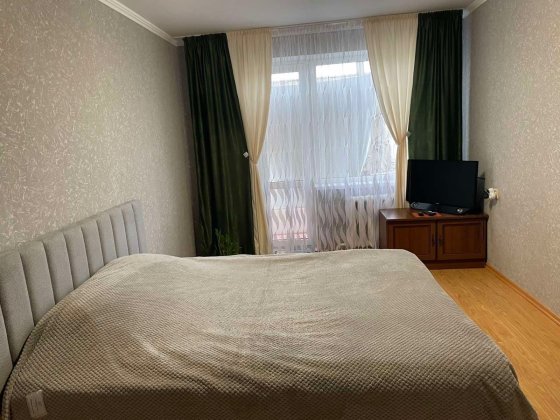 Квартиру двокімнатну Владимир