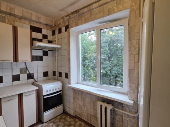 Продається 3-кімнатна квартира. Район Черьомушки Каменское
