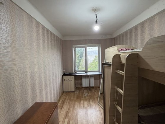 Продам 3-кімнатну квартиру на Черемушках, вул. Звенигородська