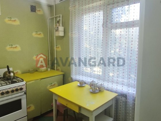 Продам 2 к квартиру пр.Василя Стуса Каменское